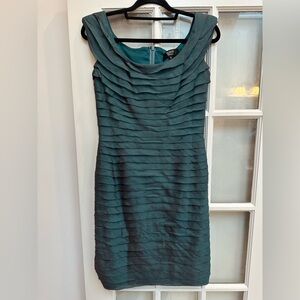 Tadashi Collection Silk Layered Tiered Formal Teal Iridescent Midi Dress Size 8